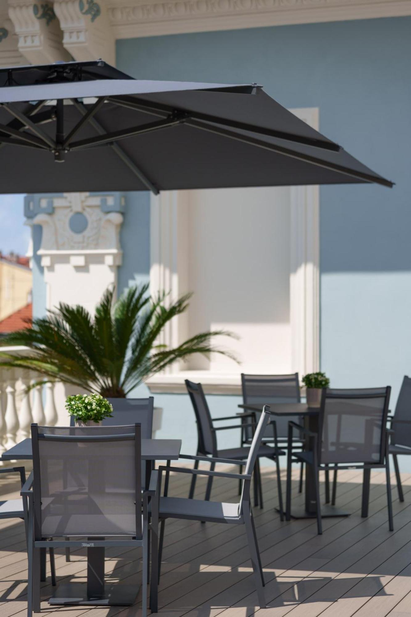 VI Suites Viareggio Bagian luar foto