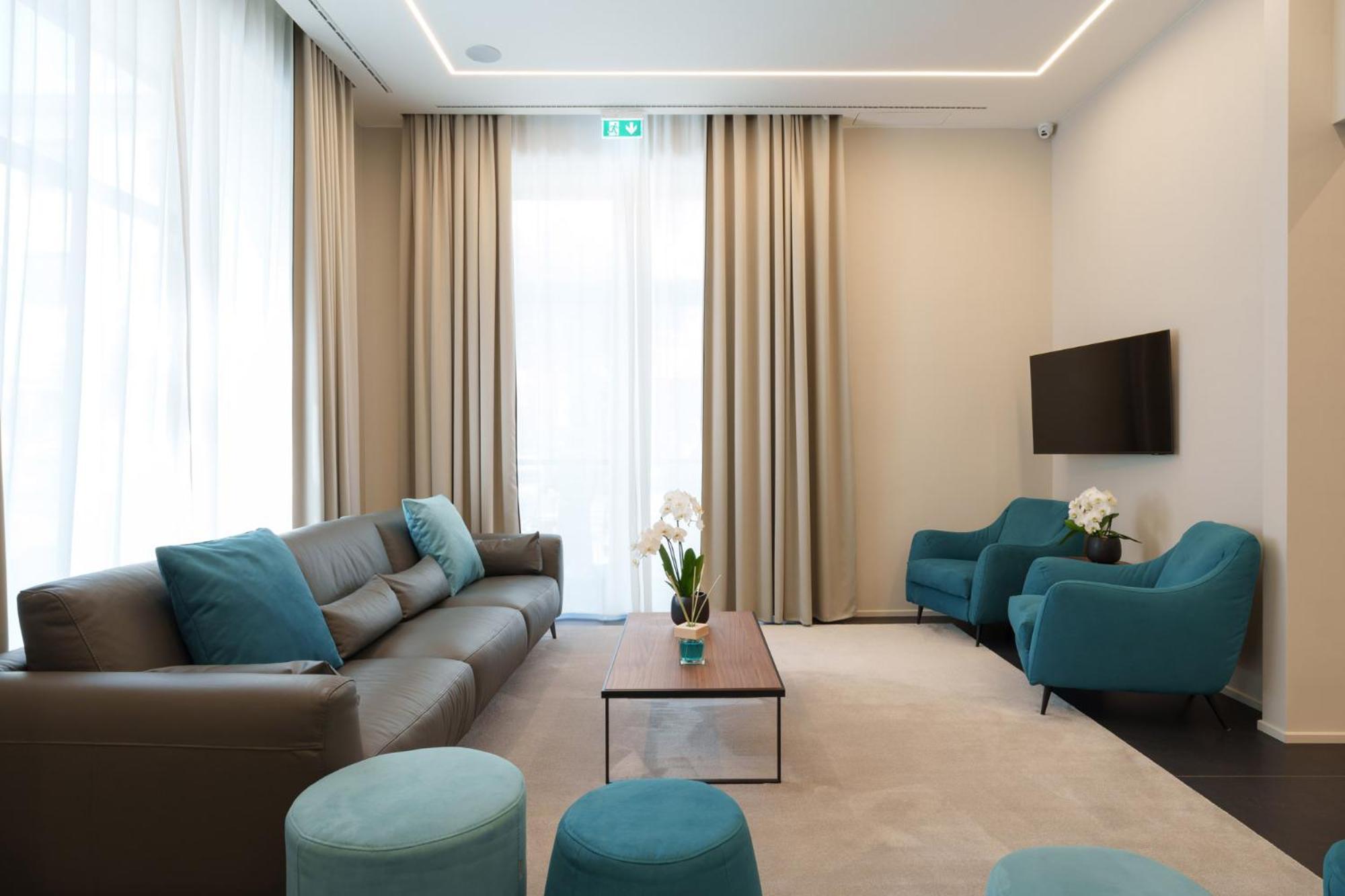 VI Suites Viareggio Bagian luar foto