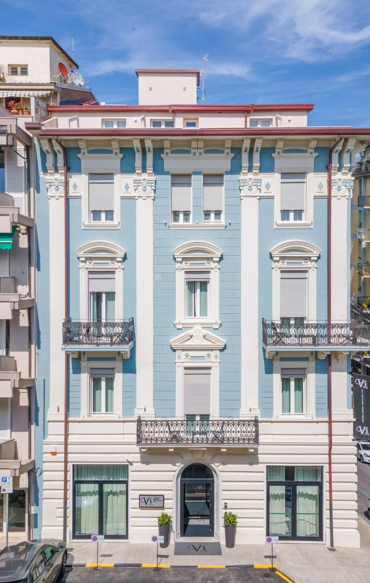 VI Suites Viareggio Bagian luar foto