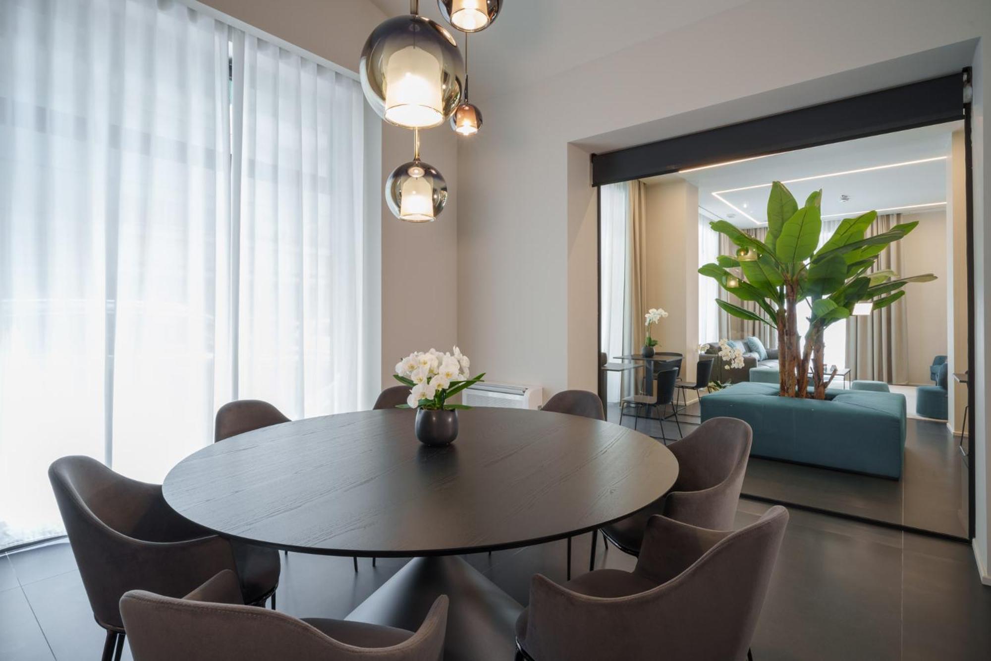 VI Suites Viareggio Bagian luar foto
