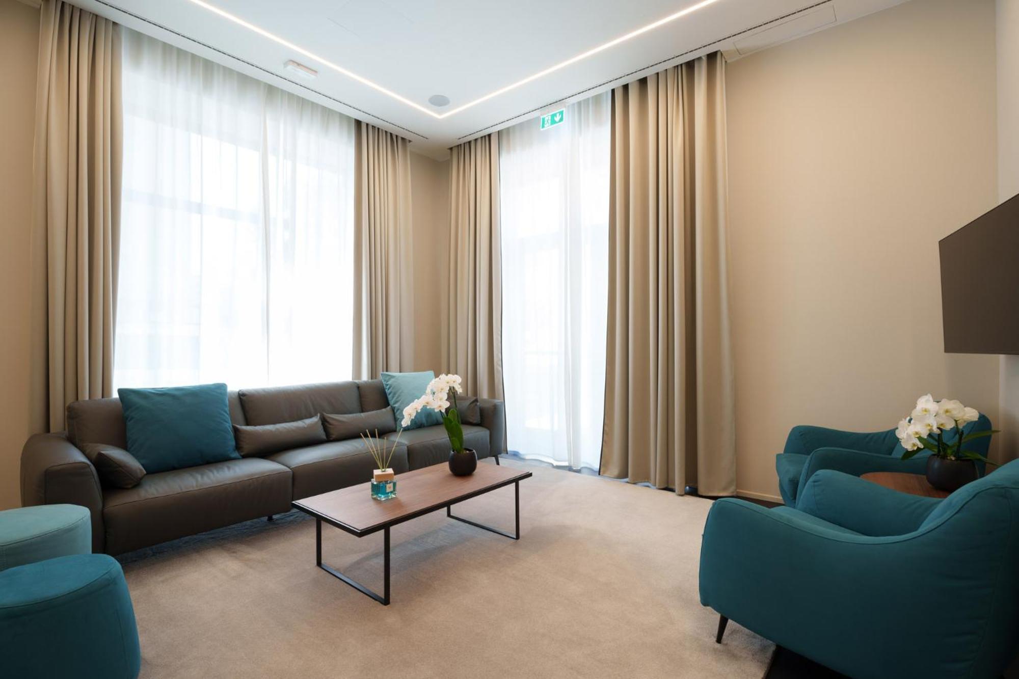 VI Suites Viareggio Bagian luar foto